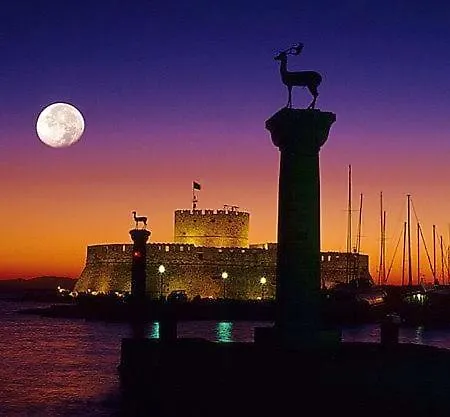 別荘 Old Town Maisonette