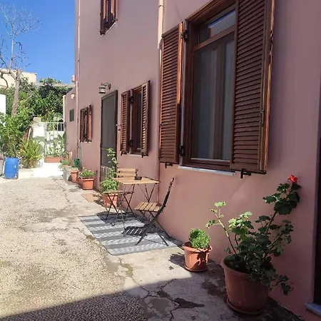 Old Town Maisonette