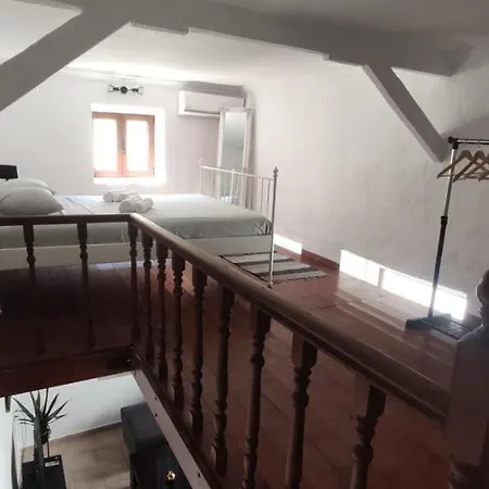 Old Town Maisonette Semesterbostad *