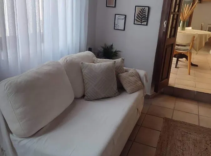 Old Town Maisonette Case de vacanță *