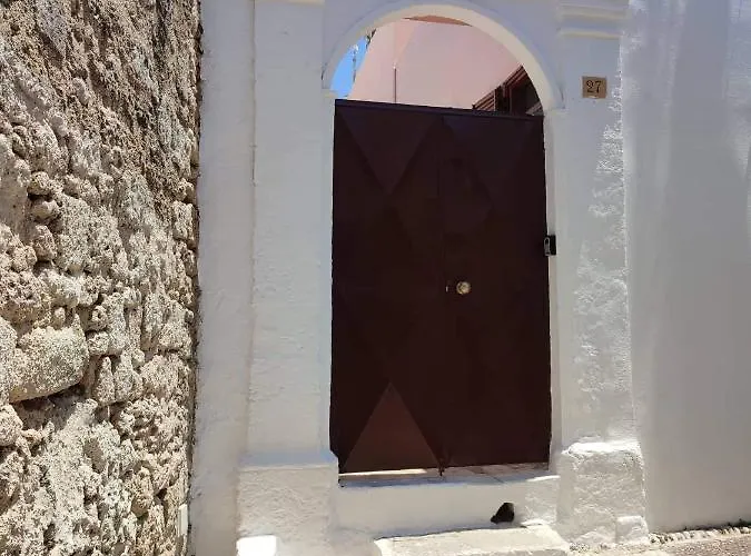 Old Town Maisonette Case de vacanță